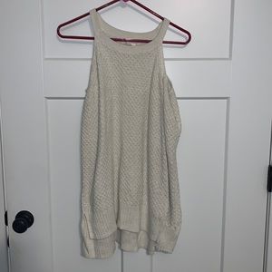 Maurice’s cream sweater size M